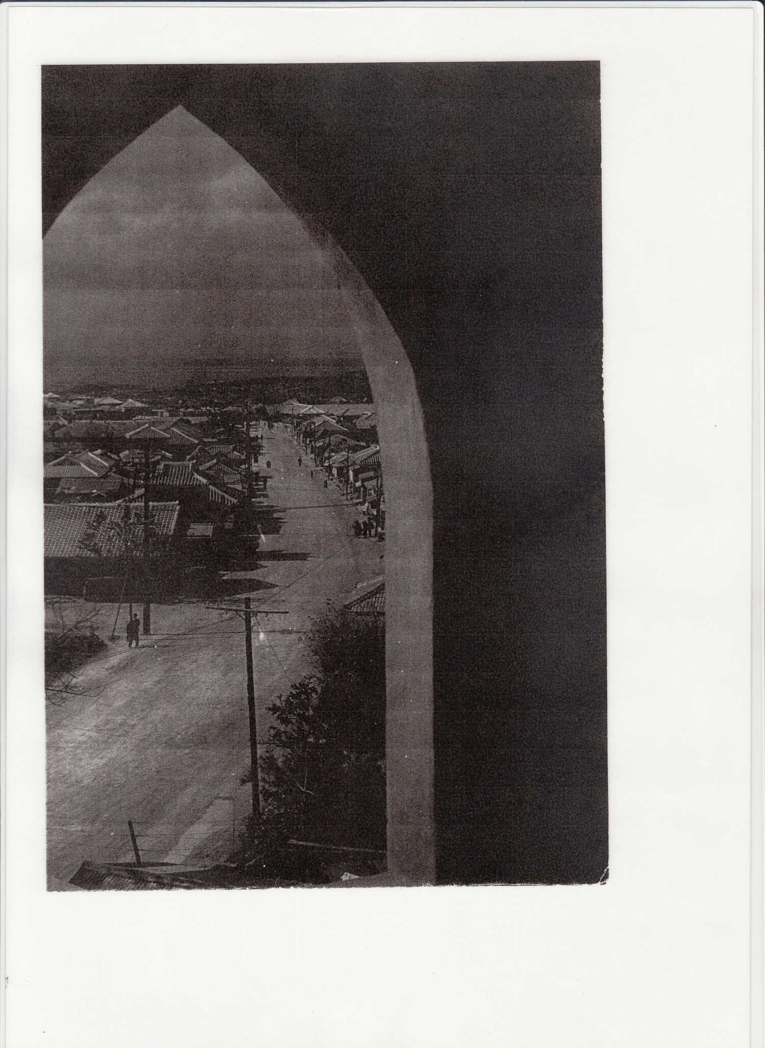 首里教会から龍潭方面　提供：知念製菓